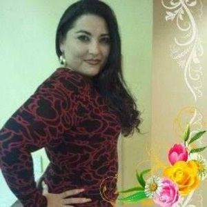 Meet your Posher, Monica